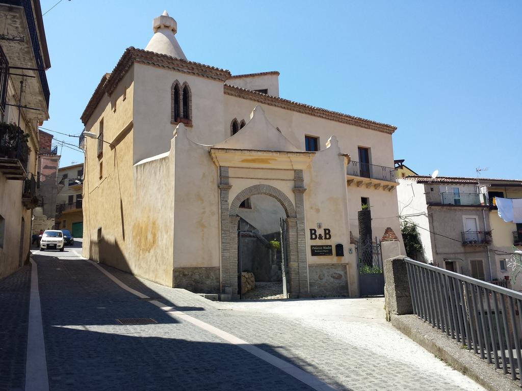 Bed and Breakfast Palazzo Madeo - Residenza D'Epoca Crosia Екстер'єр фото